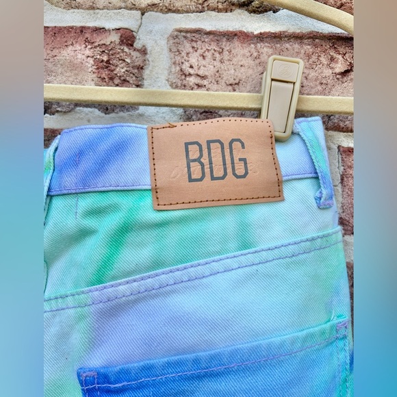 Urban Outfitters BDG Multi Floral Botanical Tie Dye High Waisted Cowboy Jeans - Picture 6 of 11